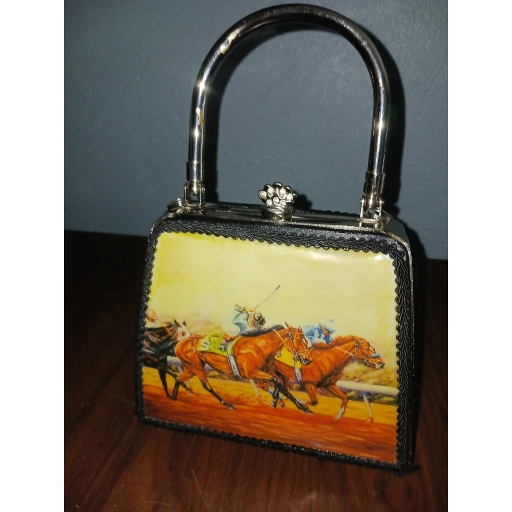 Classic Style Box Bag Hard Case with Horse Racing Scene 5 x 6 inches